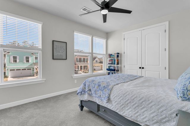 1084 Magnolia Warbler Way, Ravenel, SC 29470