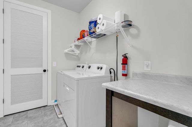 1084 Magnolia Warbler Way, Ravenel, SC 29470