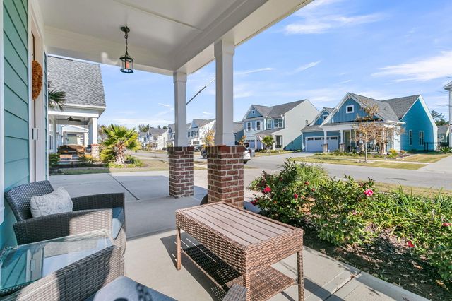 1084 Magnolia Warbler Way, Ravenel, SC 29470
