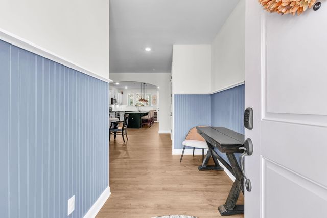 1084 Magnolia Warbler Way, Ravenel, SC 29470