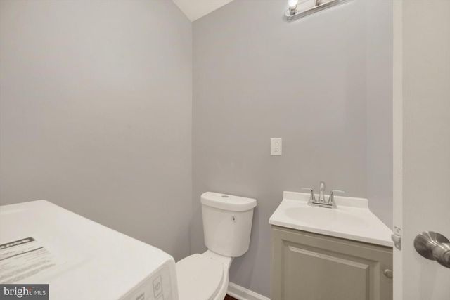 3506 CLIPPER RD, Baltimore, MD 21211