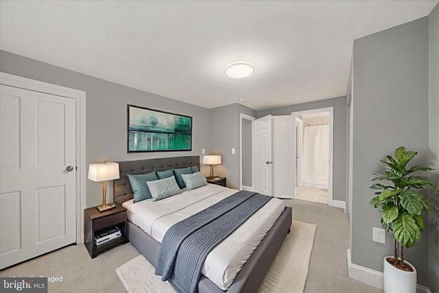 3506 CLIPPER RD, Baltimore, MD 21211