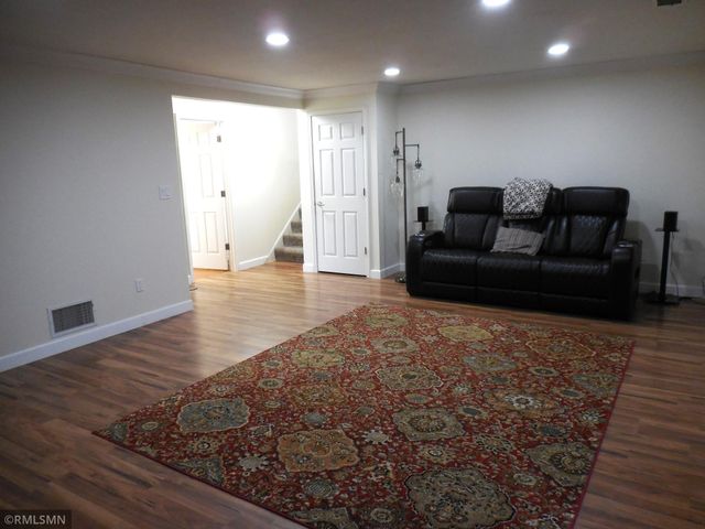 12917 130th Court, Burnsville, MN 55337