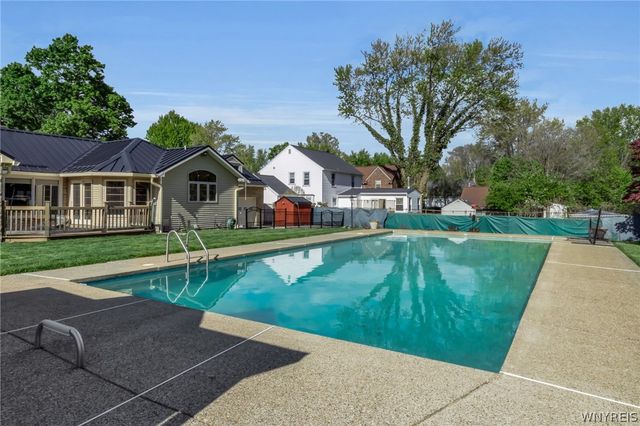 31 Rosedale Avenue, Hamburg, NY 14075