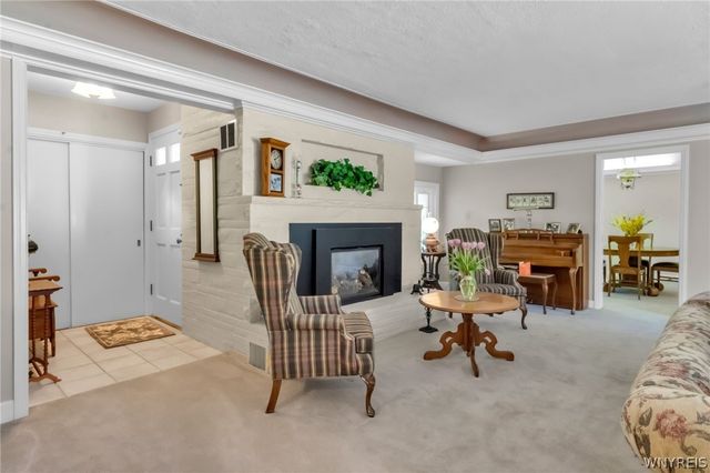 31 Rosedale Avenue, Hamburg, NY 14075