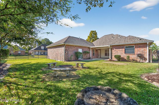 100 Osage Drive, Youngsville, LA 70592
