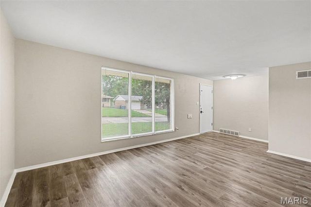 11523 Withersfield Drive, St Louis, MO 63138