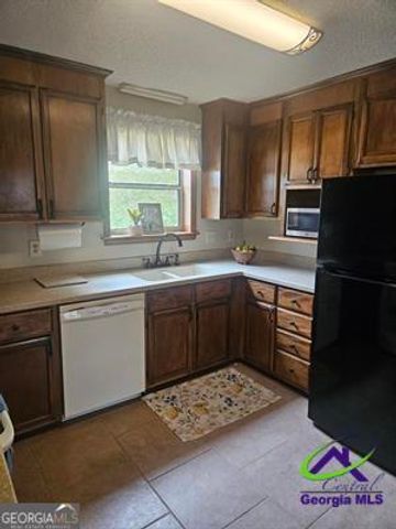 305 Empire Trail, Warner Robins, GA 31088