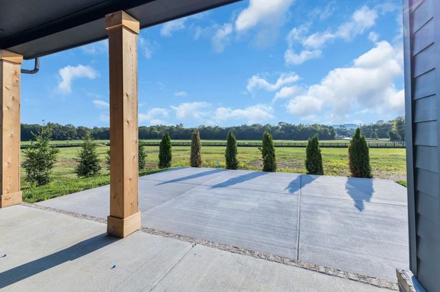 5200 Fairhaven Ct, Thompsons Station, TN 37179