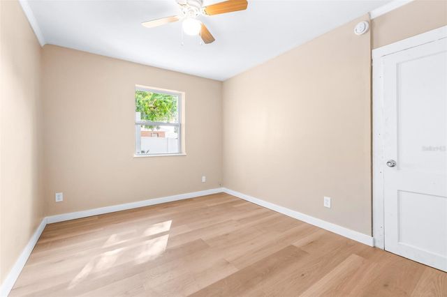 217 NW 4TH AVENUE, Mulberry, FL 33860