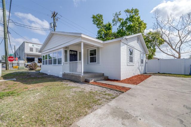 217 NW 4TH AVENUE, Mulberry, FL 33860