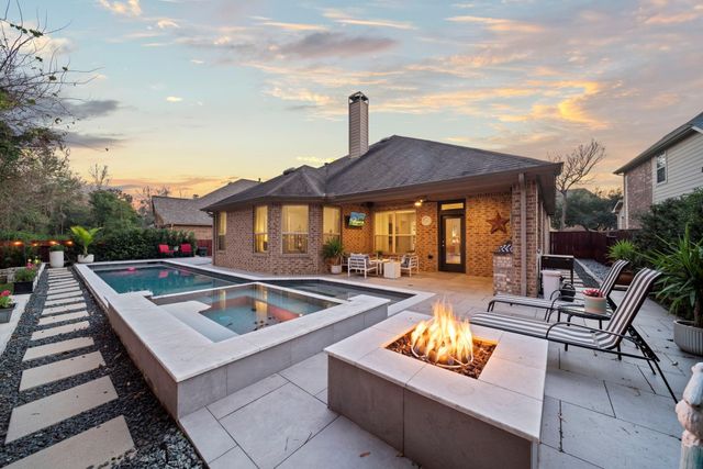 129 Haileys Run, Montgomery, TX 77316