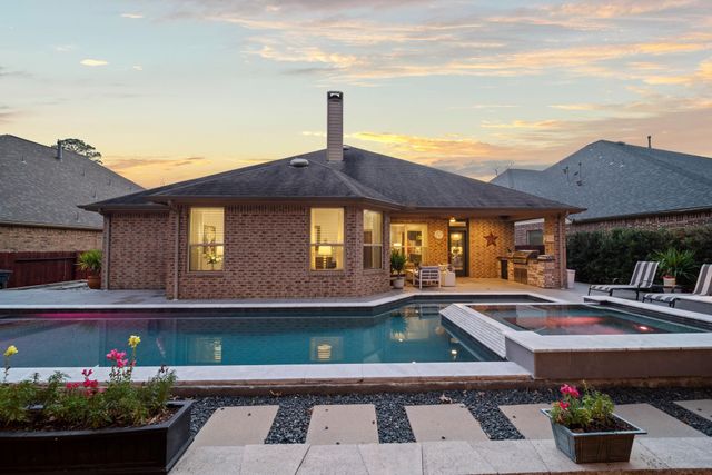 129 Haileys Run, Montgomery, TX 77316