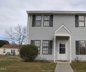 8253 Merriweather Circle, Raleigh, NC 27616