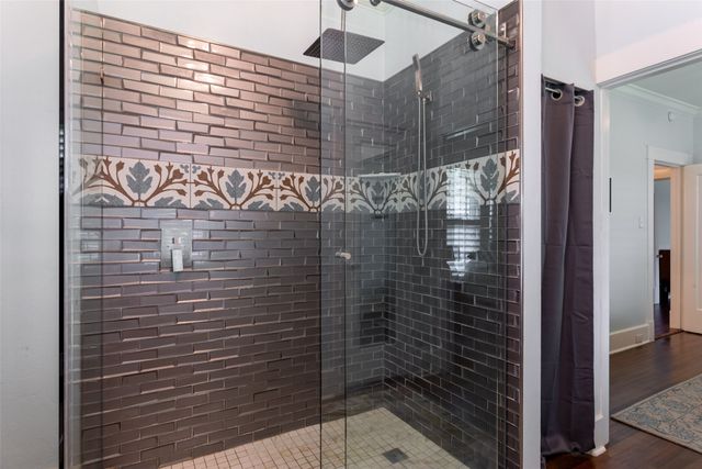 1204 Virginia Place, Fort Worth, TX 76107