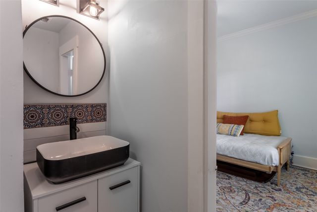 1204 Virginia Place, Fort Worth, TX 76107