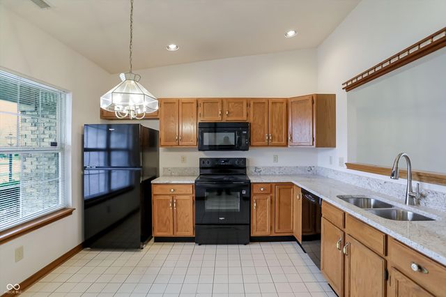 1347 Swan Drive, Franklin, IN 46131