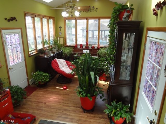 4 Wilbur Ter, Sayreville Boro, NJ 08872