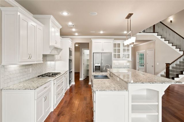 1808 SW Hayfield Avenue, Bentonville, AR 72713