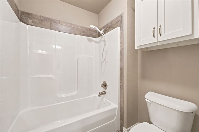 1808 SW Hayfield Avenue, Bentonville, AR 72713