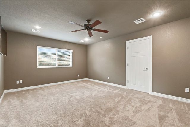 1808 SW Hayfield Avenue, Bentonville, AR 72713