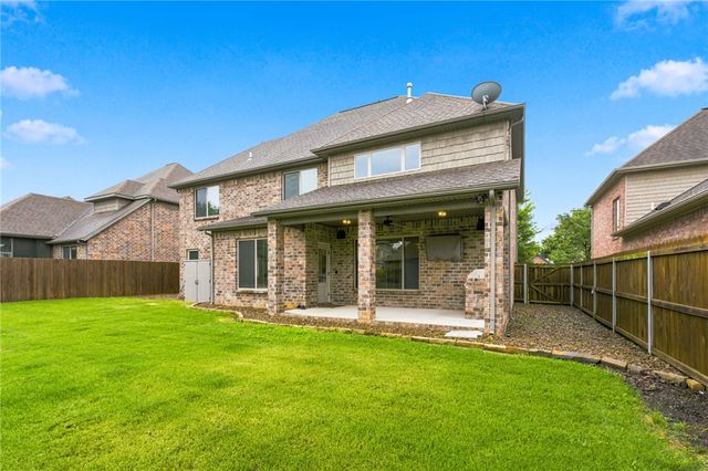 1808 SW Hayfield Avenue, Bentonville, AR 72713