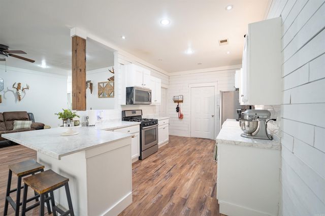 1210 Ridgecrest Drive, Benton, AR 72015