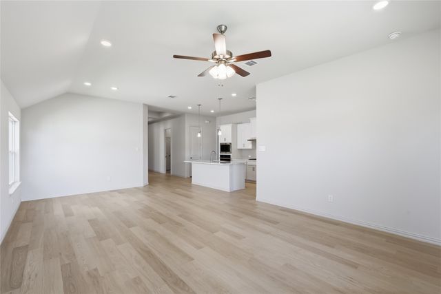 2808 Alcove Lane, Corinth, TX 76210