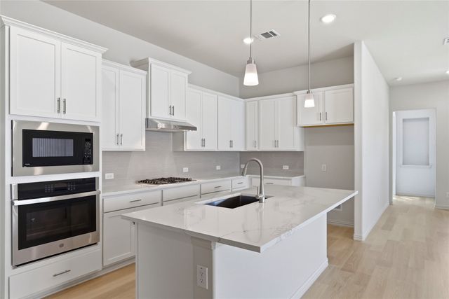 2808 Alcove Lane, Corinth, TX 76210