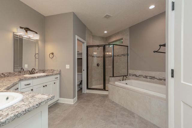 842 E Abbey Court, Nixa, MO 65714