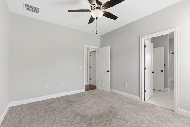 842 E Abbey Court, Nixa, MO 65714