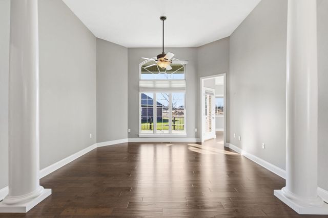 842 E Abbey Court, Nixa, MO 65714