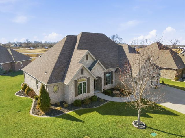 842 E Abbey Court, Nixa, MO 65714