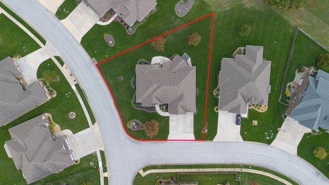 842 E Abbey Court, Nixa, MO 65714