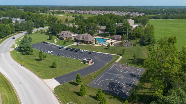 842 E Abbey Court, Nixa, MO 65714