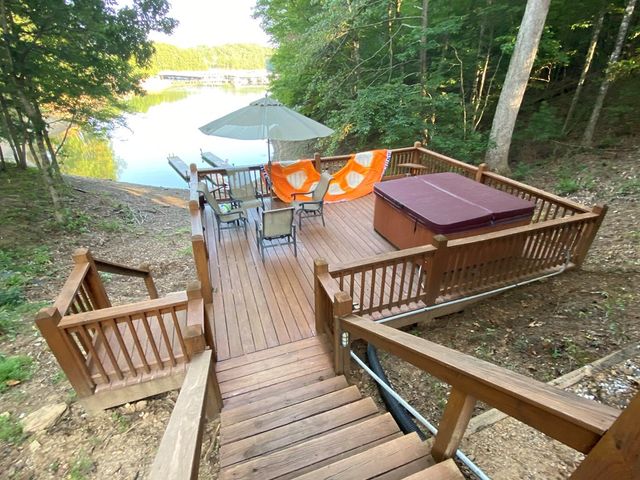 270 Marina Drive, Murphy, NC 28906