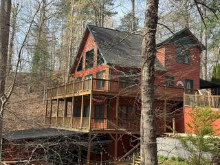 270 Marina Drive, Murphy, NC 28906