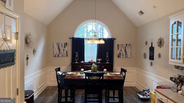 2534 Cedar Way, Loganville, GA 30052