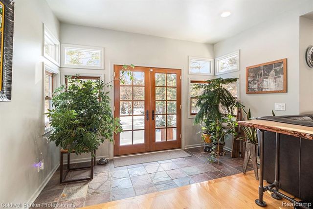 3940 Dexter Ann Arbor Road, Ann Arbor, MI 48103