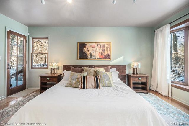 3940 Dexter Ann Arbor Road, Ann Arbor, MI 48103