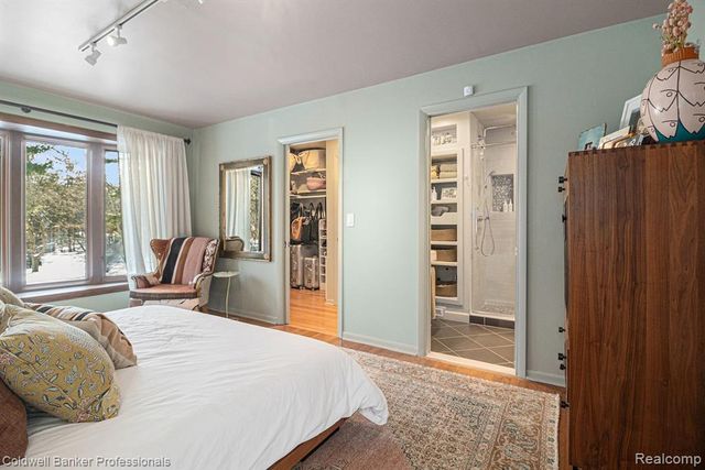 3940 Dexter Ann Arbor Road, Ann Arbor, MI 48103