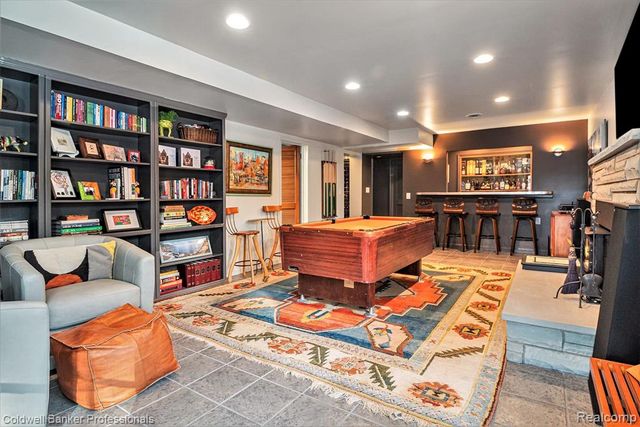 3940 Dexter Ann Arbor Road, Ann Arbor, MI 48103