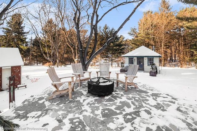 3940 Dexter Ann Arbor Road, Ann Arbor, MI 48103