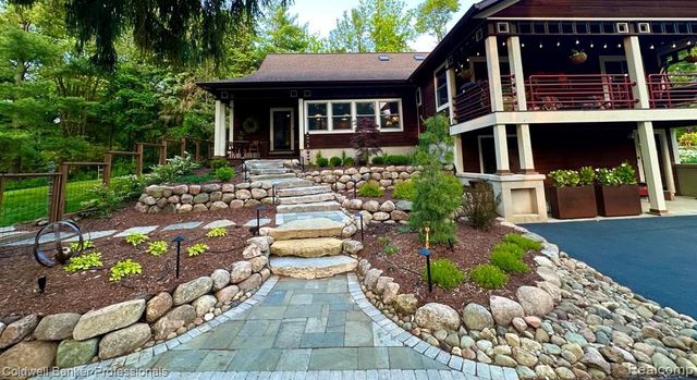 3940 Dexter Ann Arbor Road, Ann Arbor, MI 48103