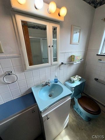 2092 West Genesee Street Road, Aurelius, NY 13021