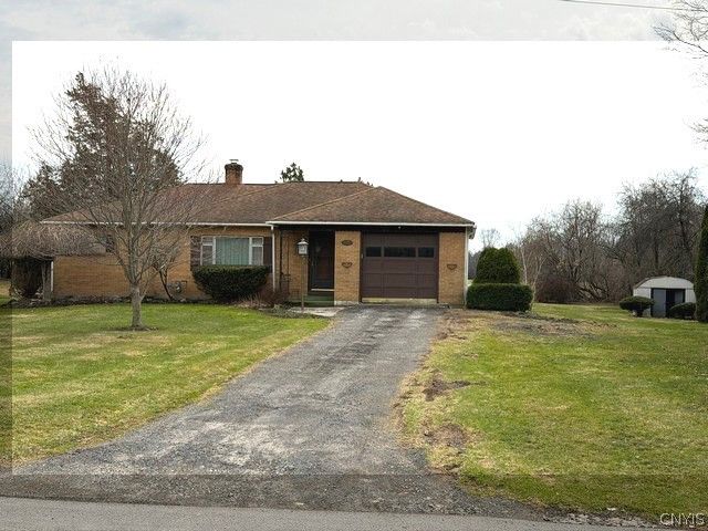2092 West Genesee Street Road, Aurelius, NY 13021