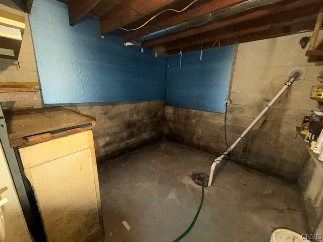 2092 West Genesee Street Road, Aurelius, NY 13021