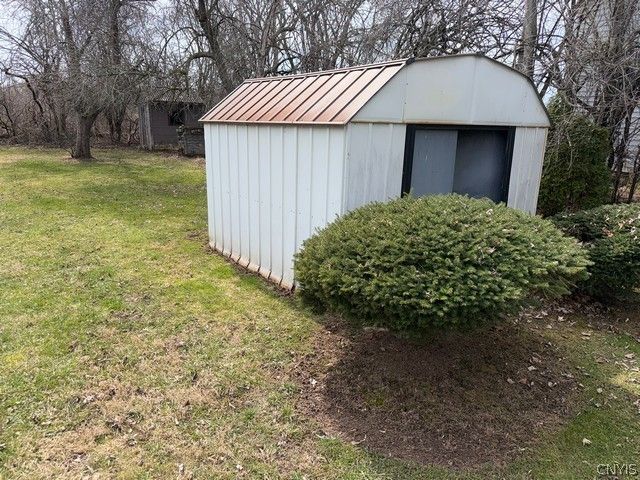 2092 West Genesee Street Road, Aurelius, NY 13021