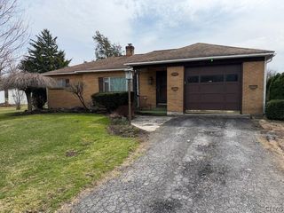 2092 West Genesee Street Road, Aurelius, NY 13021