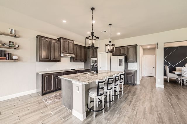 12501 Eagles Bluff, Godley, TX 76044